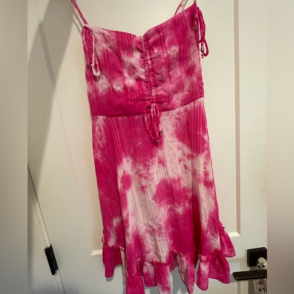 Isabelle’s Cabinet- Walking on a Dream Pink Tie Dye Dress - Picture 2 of 3